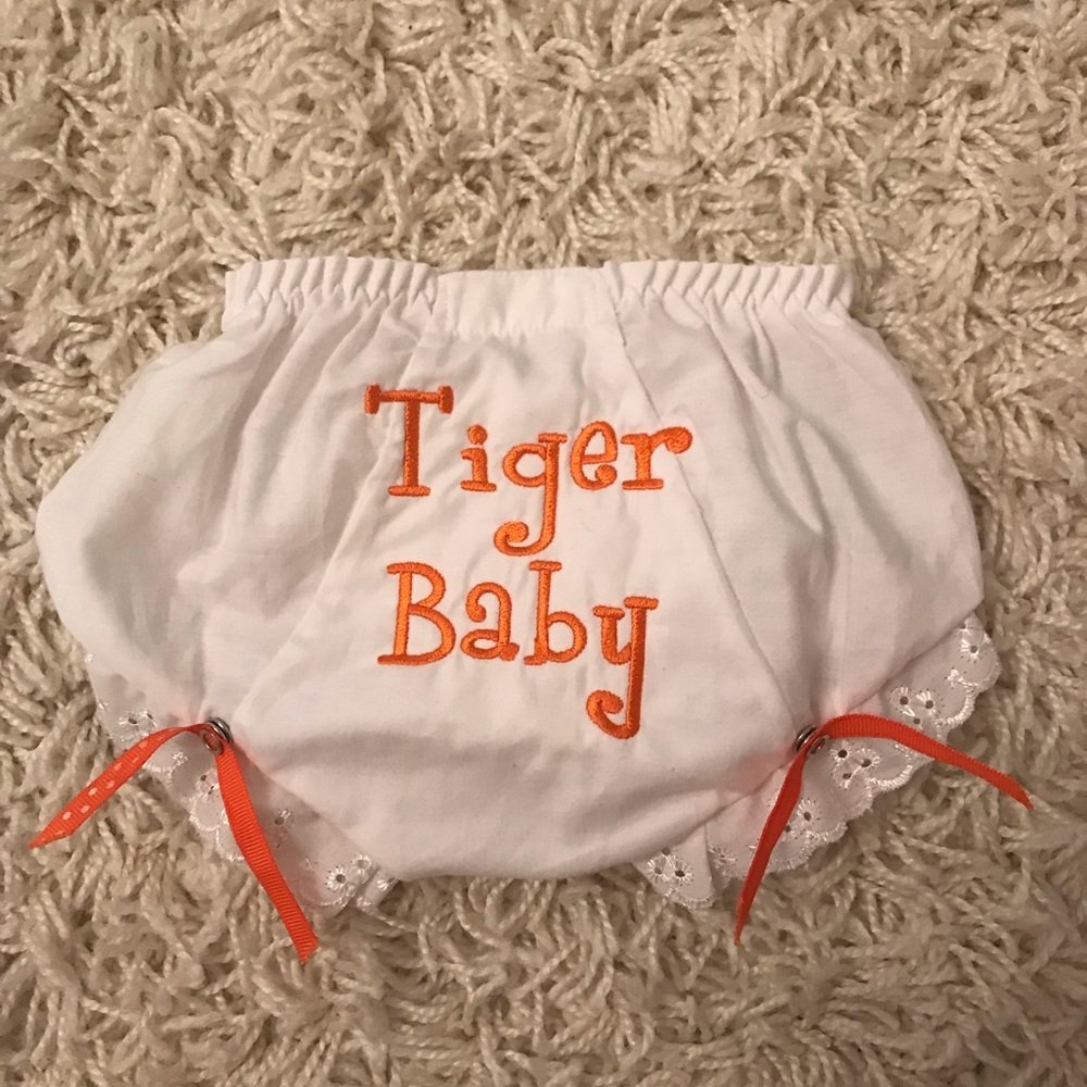 Clemson Bloomers